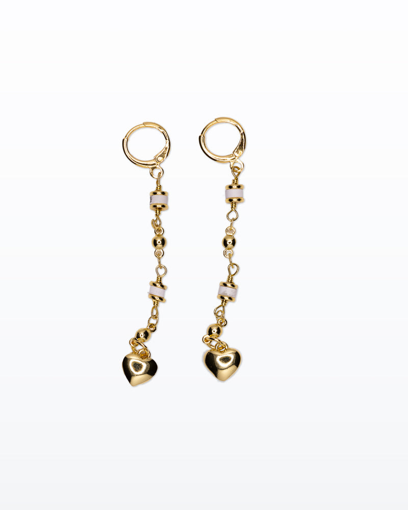 Orecchini Heart Drop – Catena Gold & Dettagli Aulite